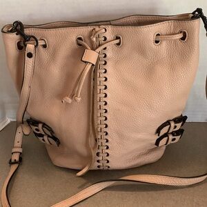 Rebecca Minkoff Tan/BlushLeather Bucket Bag/Crossbody
